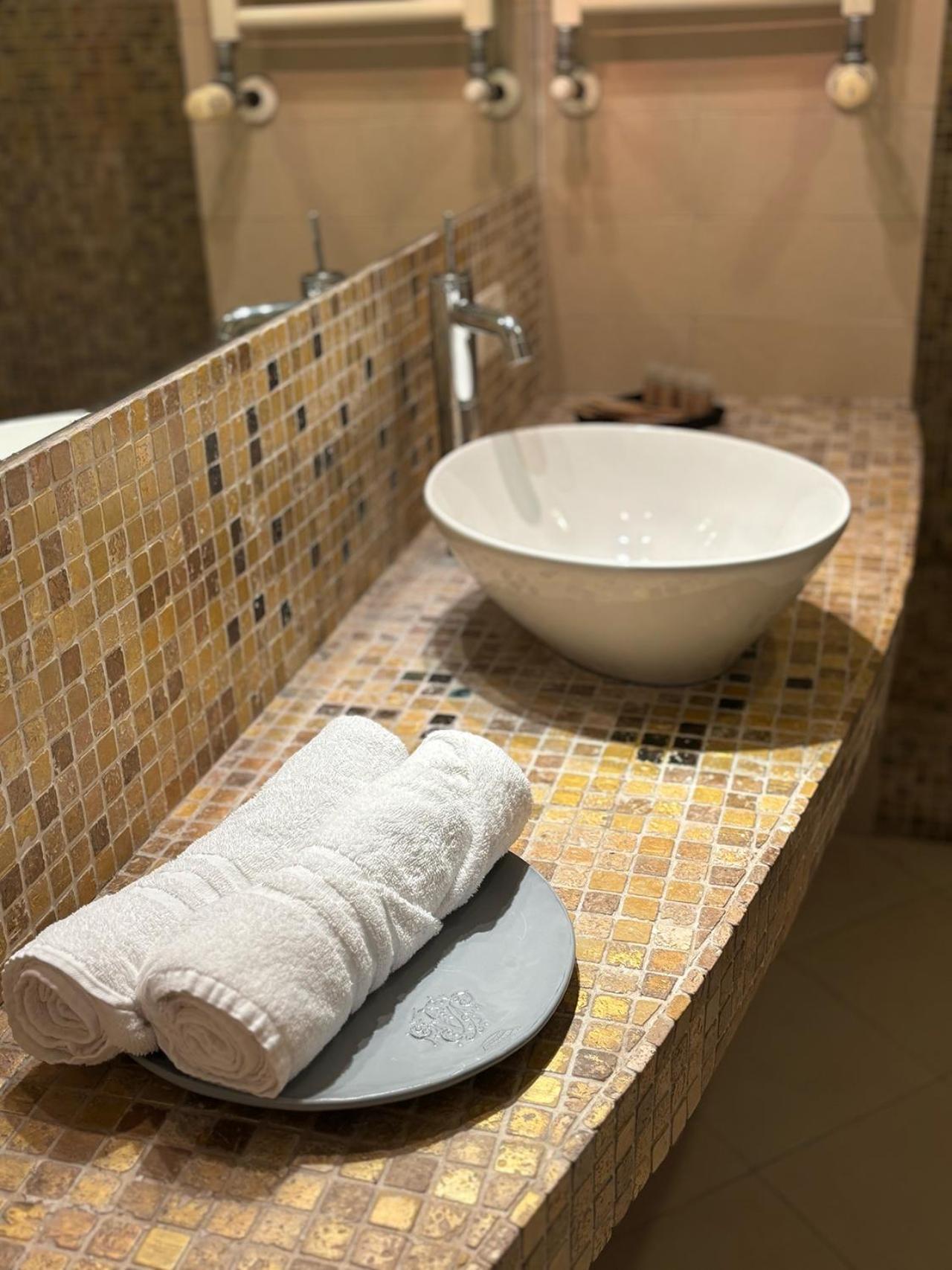 Central Station Suite Bolonia Zewnętrze zdjęcie
